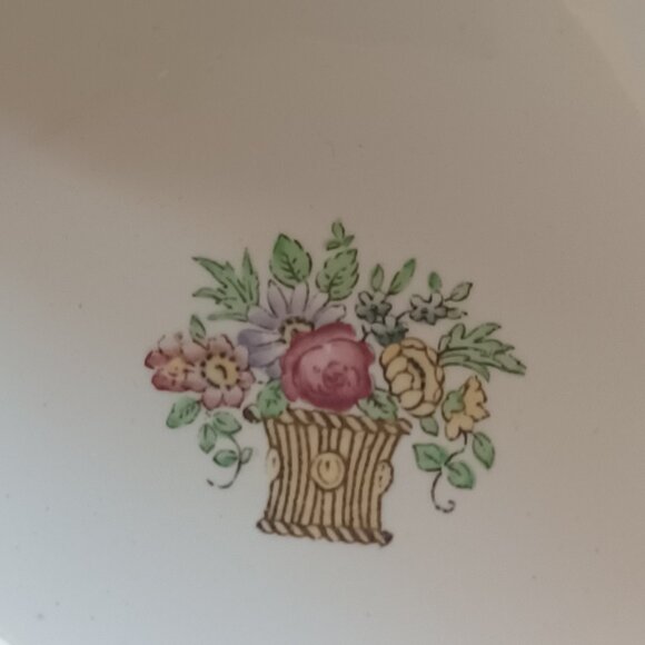 Wedgwood Made in England BELMAR Footed Cream Soup Bowl with Handles 5" Set of 2 - Picture 2 of 12